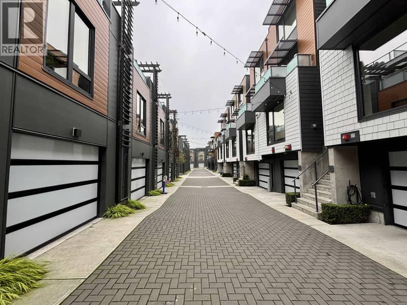 3 720 3RD EAST STREET, North Vancouver, photo 3