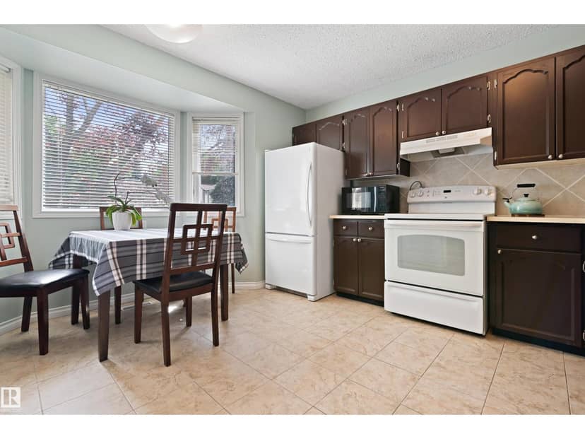 6163 38 AV NW, Edmonton, photo 4