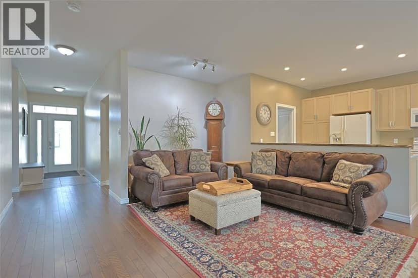 13 Oakwood Links Lane — photo 14 of 40