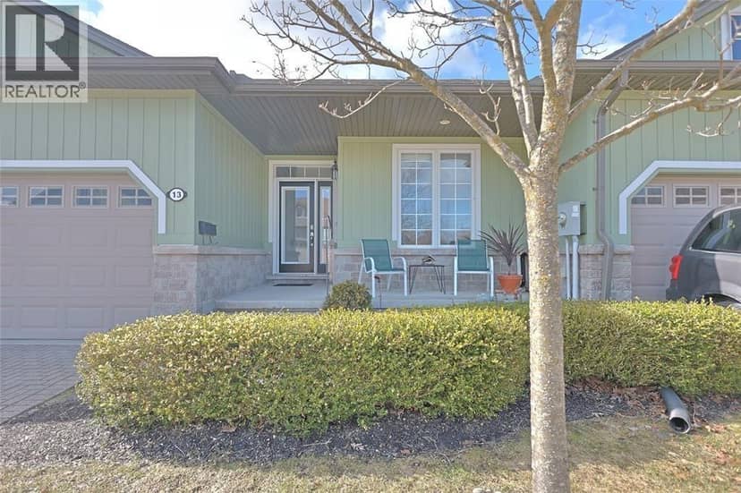 13 Oakwood Links Lane — photo 32 of 40