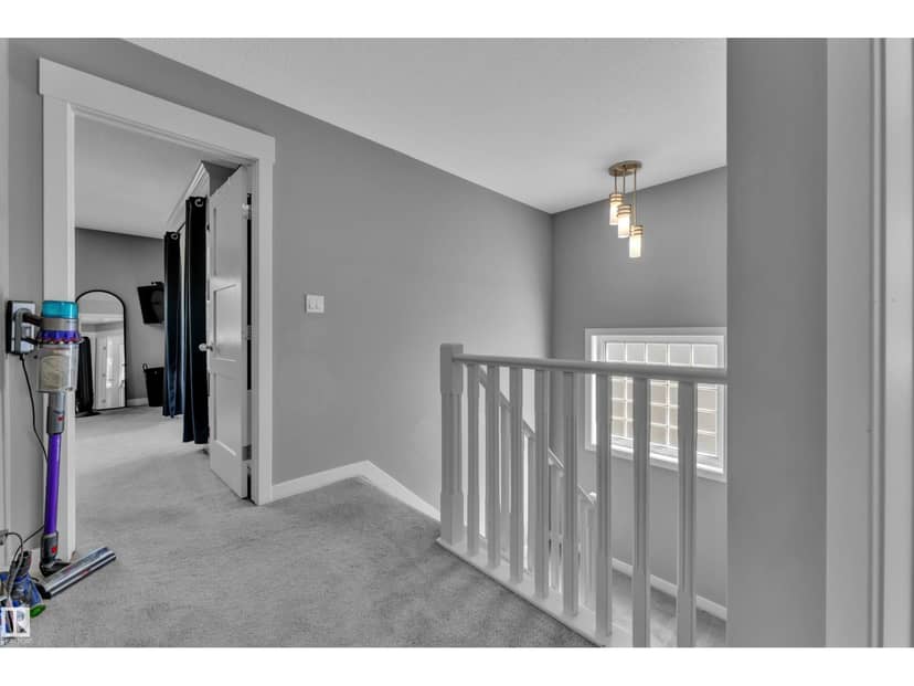 11929 63 Street NW — photo 17 of 40