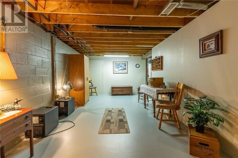 75 Holmes Street — photo 27 of 40