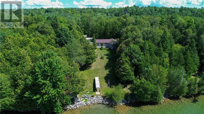 75 Holmes Street, Spring Bay, Manitoulin Island, photo 4