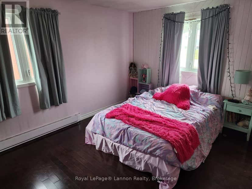 94 Lakeview Drive — photo 11 of 22