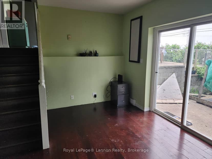 94 Lakeview Drive — photo 9 of 22
