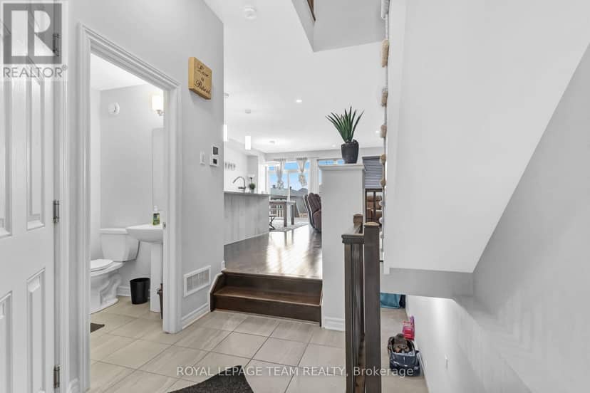 310 Kanashtage Terrace, Ottawa, photo 3