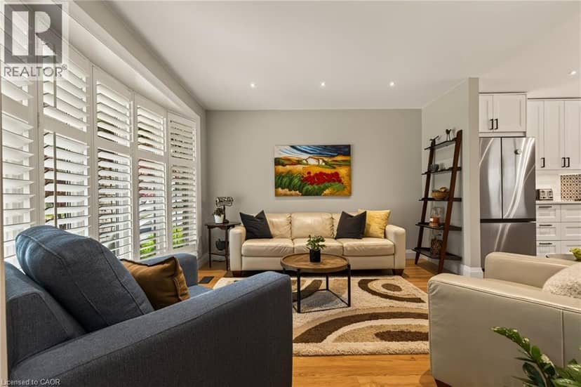 105 SAN FERNANDO Drive, Hamilton, photo 4
