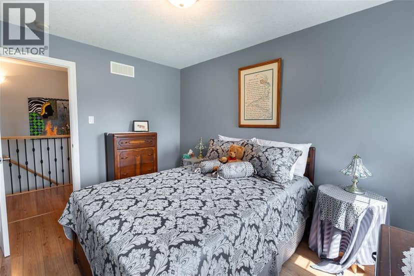 4618 Kettle LANE — photo 21 of 40
