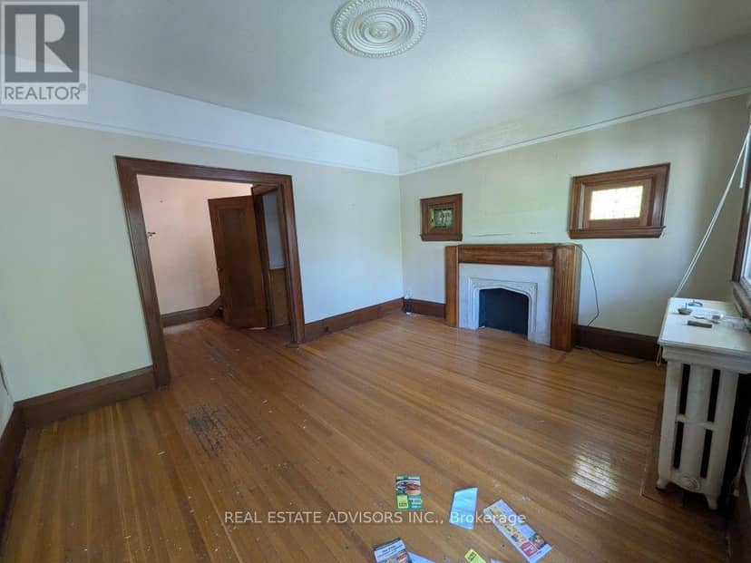 61 Greensides Avenue, Toronto, photo 3