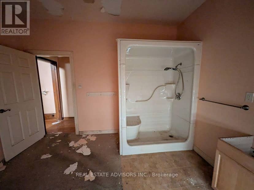 61 Greensides Avenue, Toronto, photo 5