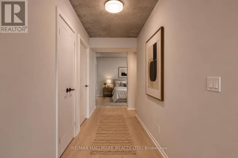 707 - 5 Soudan Avenue — photo 4 of 20