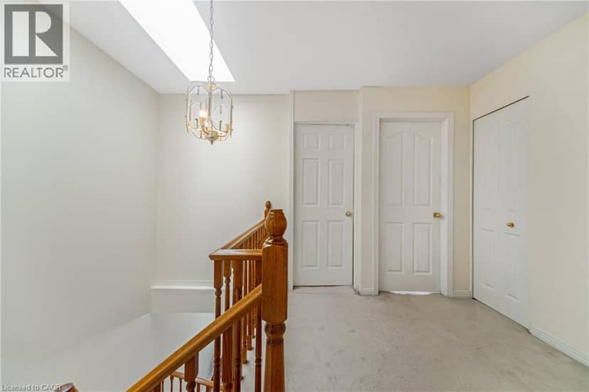 82 MILNER DOWNS Crescent — photo 18 of 40