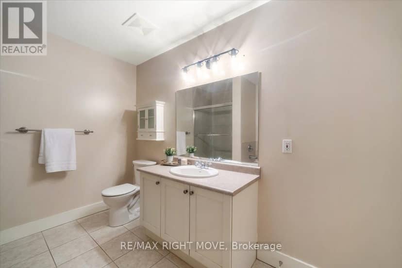 109 - 140 Cedar Island Road — photo 20 of 32