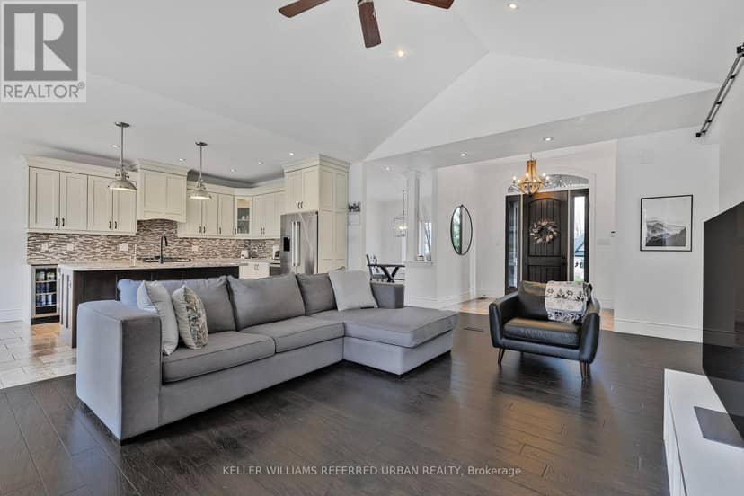 25 Heron Boulevard, Springwater, photo 7