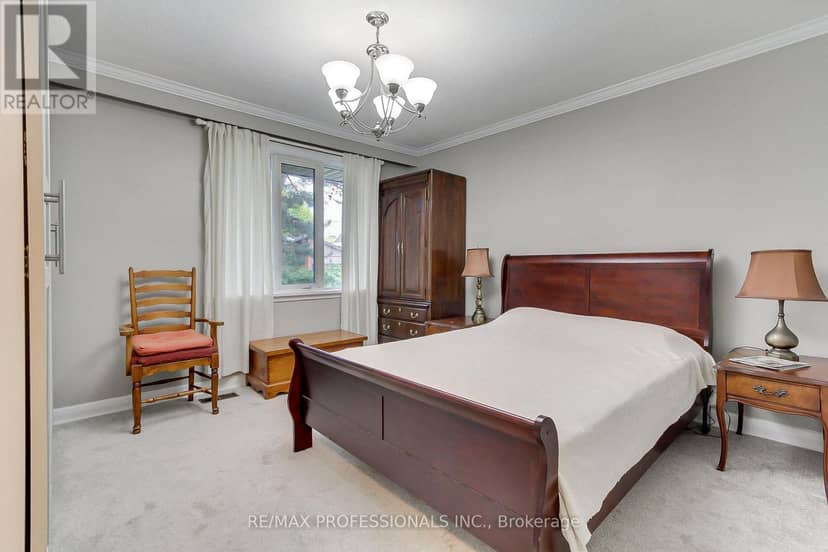 40 Cowley Avenue — photo 16 of 40