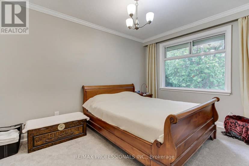 40 Cowley Avenue — photo 17 of 40