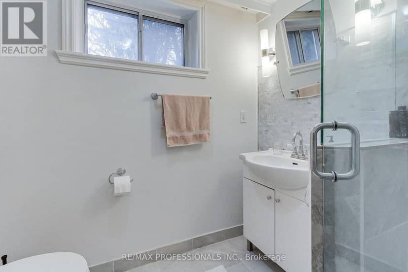 40 Cowley Avenue — photo 22 of 40