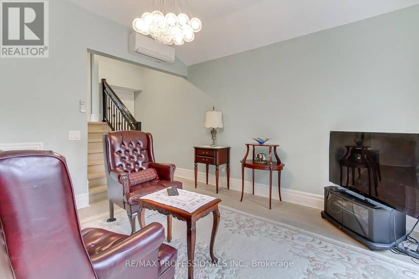 40 Cowley Avenue — photo 32 of 40