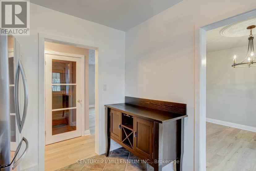 78 York Road — photo 17 of 40