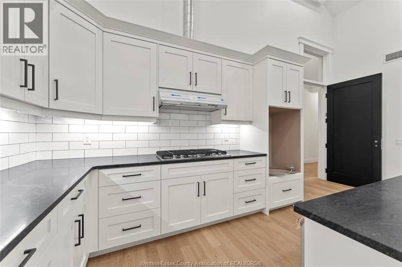 247 BROCK STREET Unit# 403 — photo 13 of 40