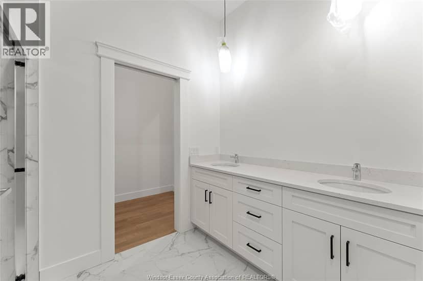 247 BROCK STREET Unit# 403 — photo 34 of 40