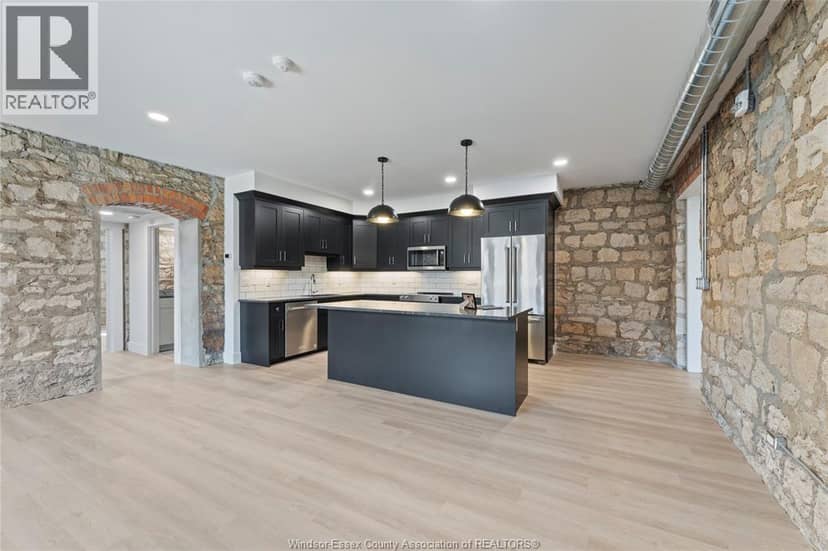 247 BROCK STREET Unit# 101 — photo 22 of 40