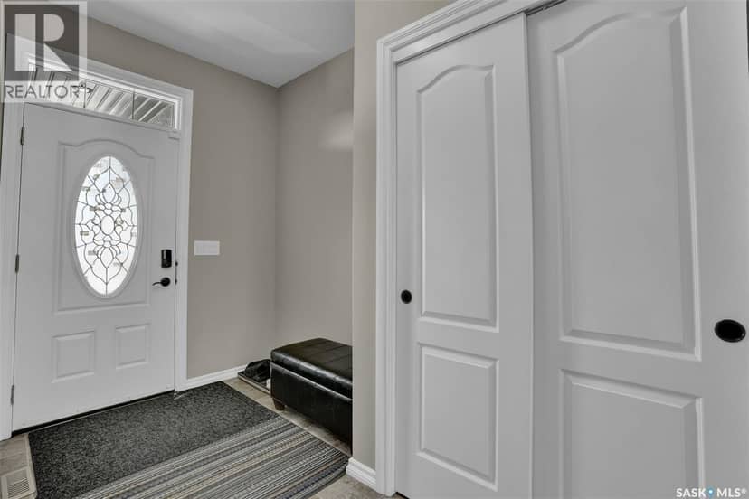 3826 Goldfinch Way — photo 12 of 40