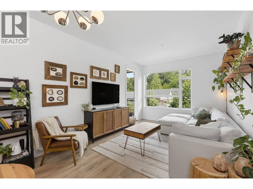 209 715 W 15TH STREET, North Vancouver, photo 2