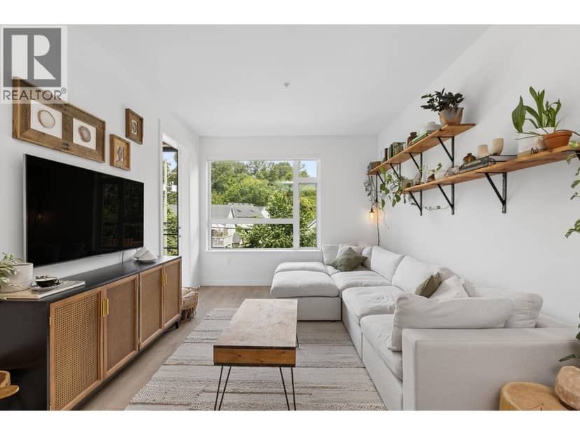 209 715 W 15TH STREET, North Vancouver, photo 3