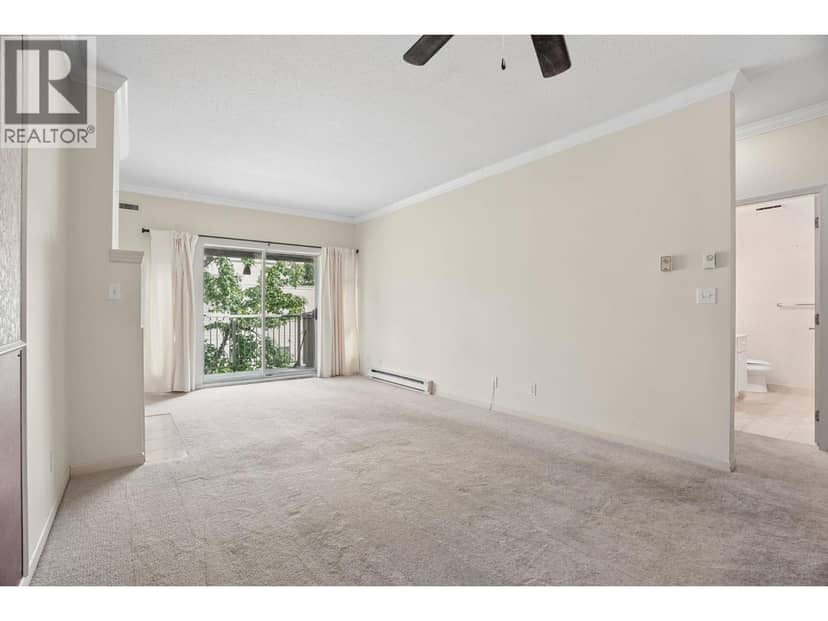 308 4728 53 STREET, Delta, photo 2