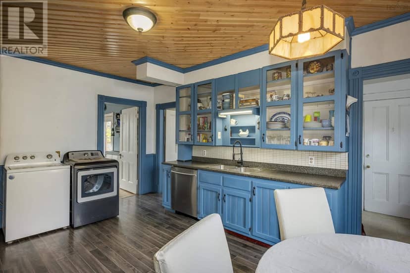 10251 Highway 1, Paradise, photo 8