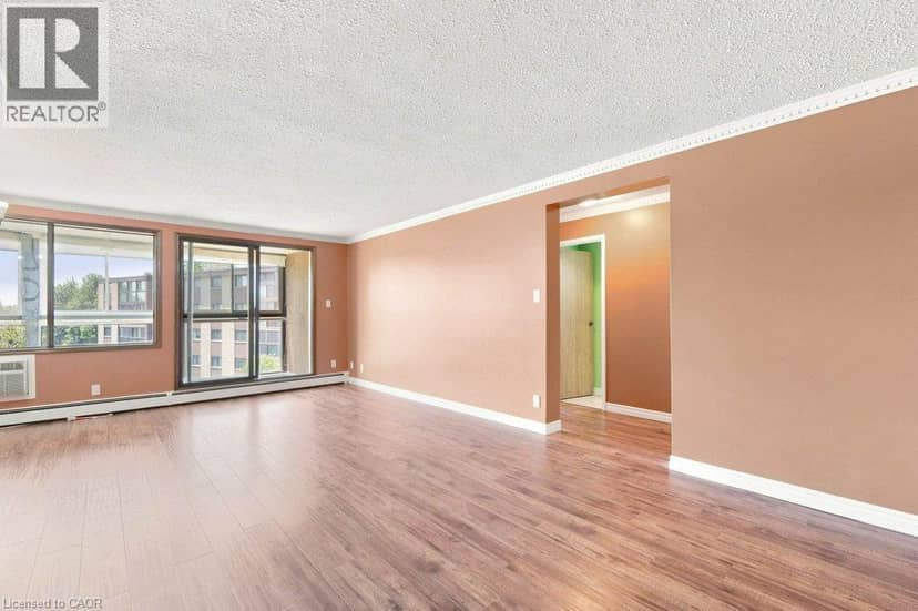 400 CHAMPLAIN Boulevard Unit# 406 — photo 16 of 40