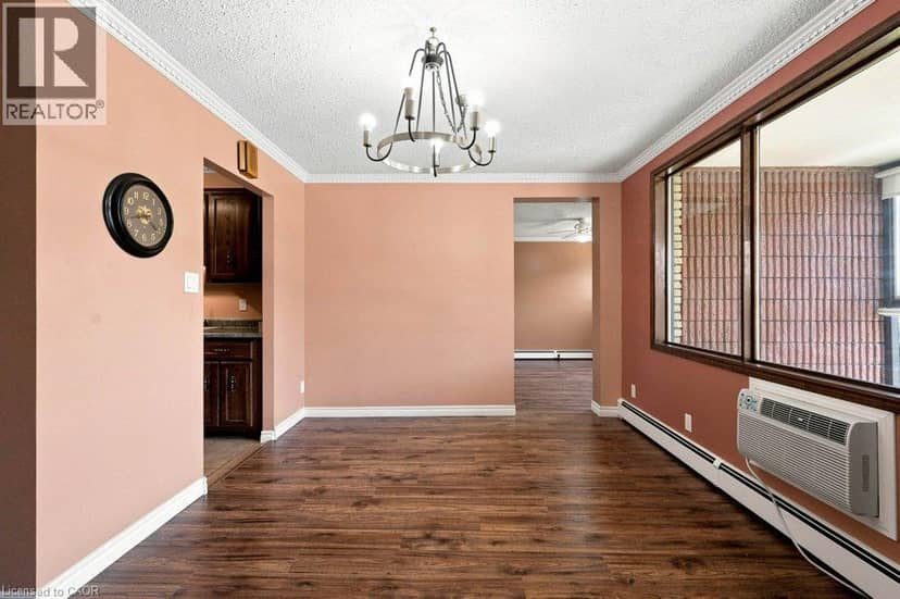400 CHAMPLAIN Boulevard Unit# 406 — photo 11 of 40