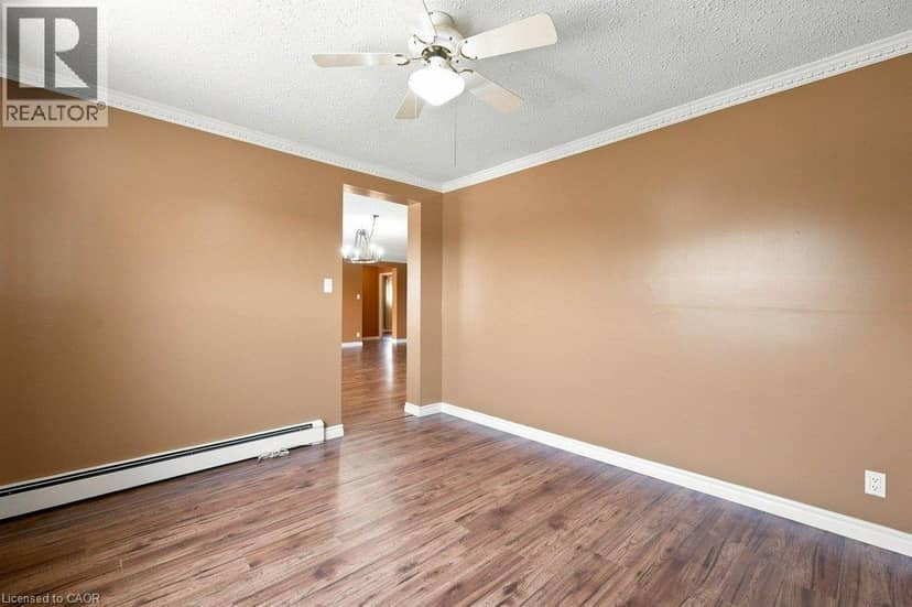 400 CHAMPLAIN Boulevard Unit# 406 — photo 26 of 40