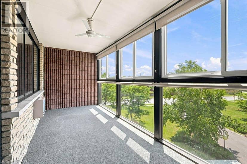 400 CHAMPLAIN Boulevard Unit# 406 — photo 29 of 40
