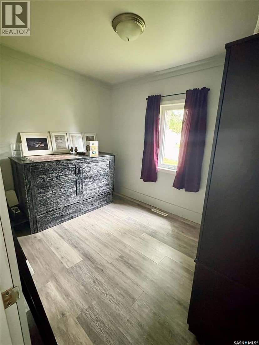 49 14th AVENUE SE, Swift Current, photo 4