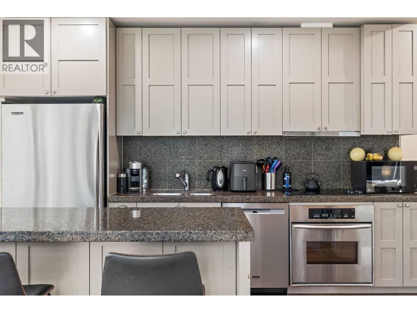609 1333 WEST GEORGIA STREET, Vancouver, photo 2