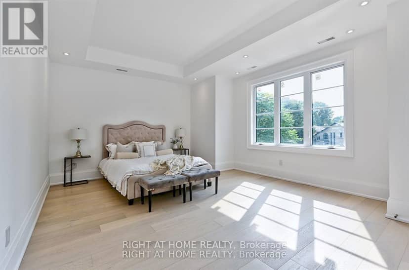 27 Hurlingham Crescent — photo 30 of 40