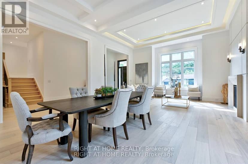 27 Hurlingham Crescent — photo 7 of 40