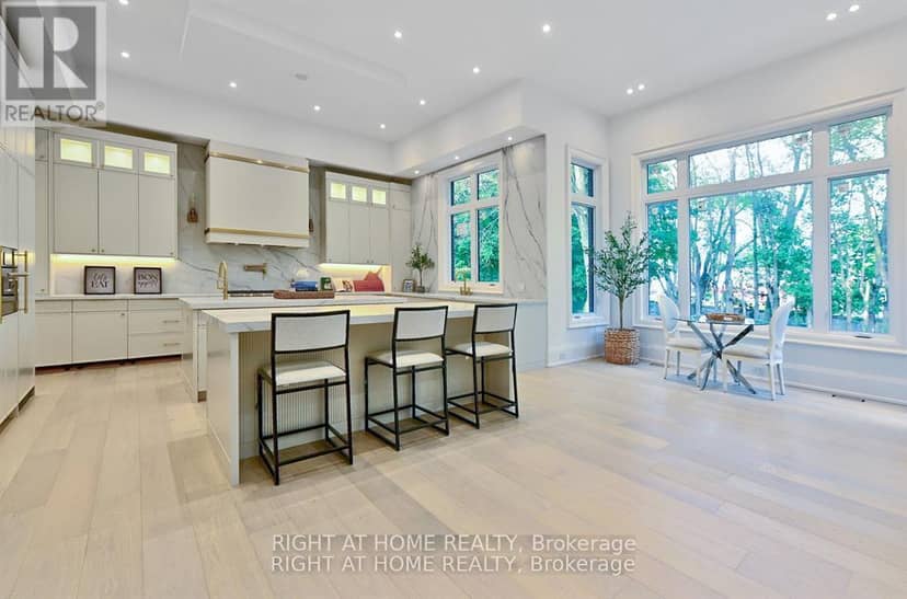 27 Hurlingham Crescent — photo 9 of 40