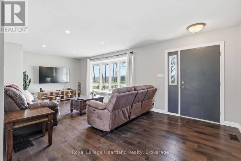 25 Vincent Street — photo 6 of 40