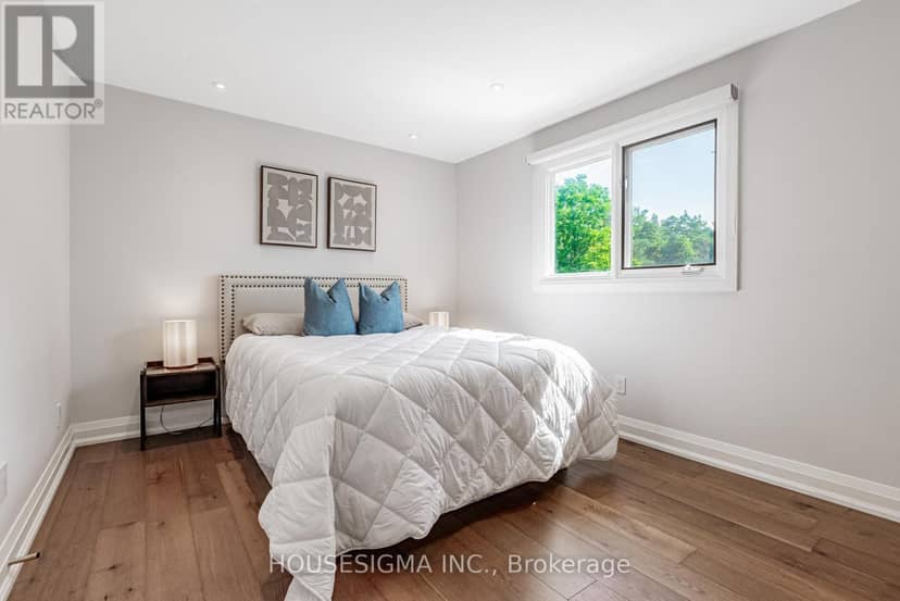14639 Leslie Street — photo 9 of 24