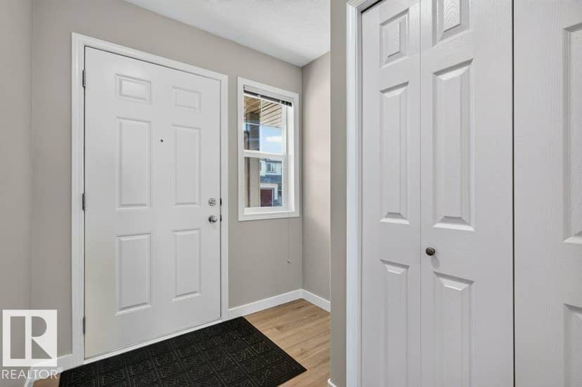 #26 2816 34 AV NW, Edmonton, photo 4