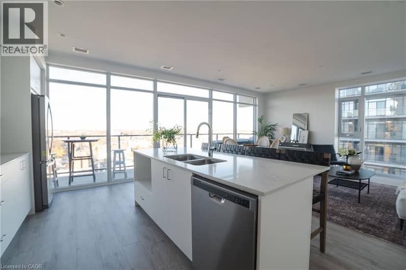 15 GLEBE Street Unit# 1701 — photo 4 of 24