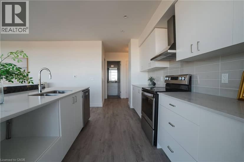 15 GLEBE Street Unit# 1701 — photo 7 of 24
