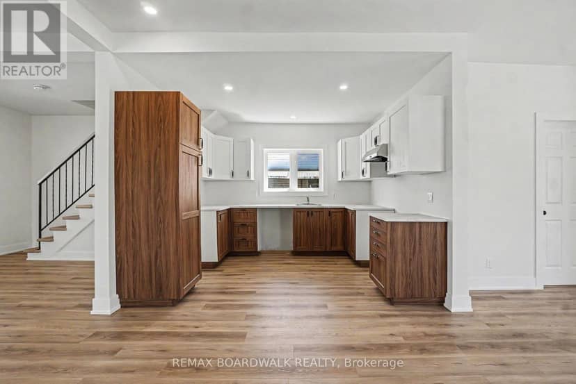 683 Principale Street — photo 9 of 40