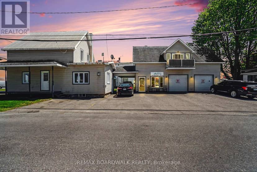 683 Principale Street, Casselman, photo 2
