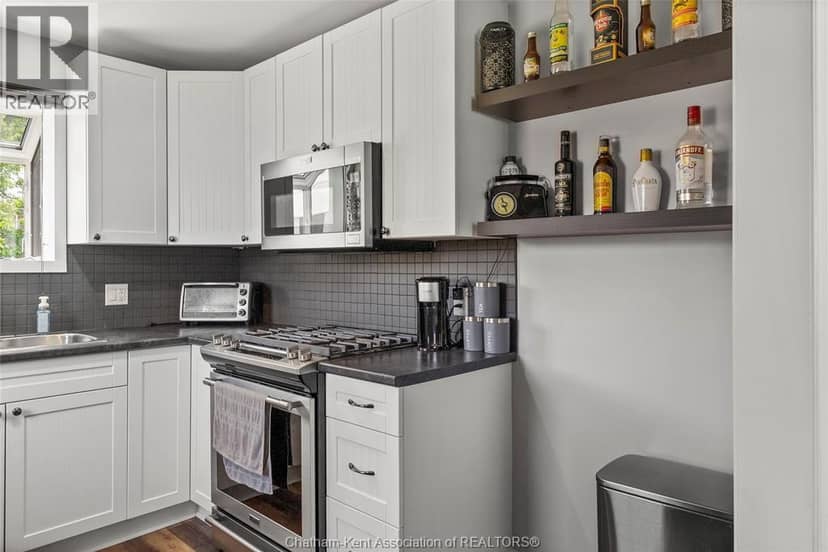 64 Park AVENUE East — photo 14 of 40