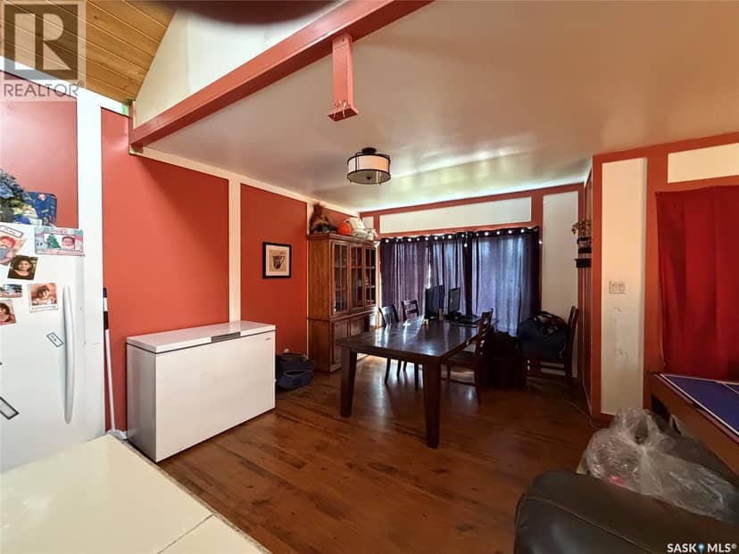 207 Main STREET, Hudson Bay, photo 3