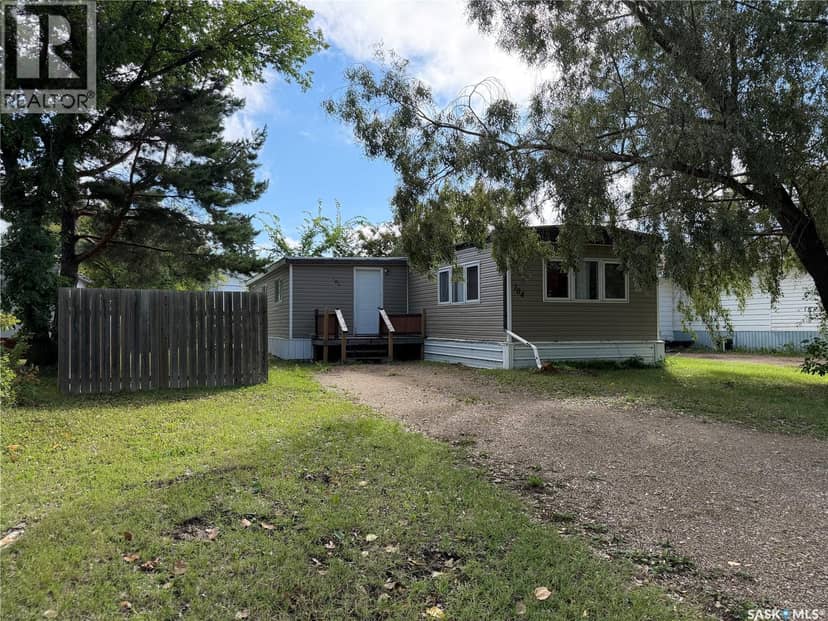 104 4th AVENUE, Melfort